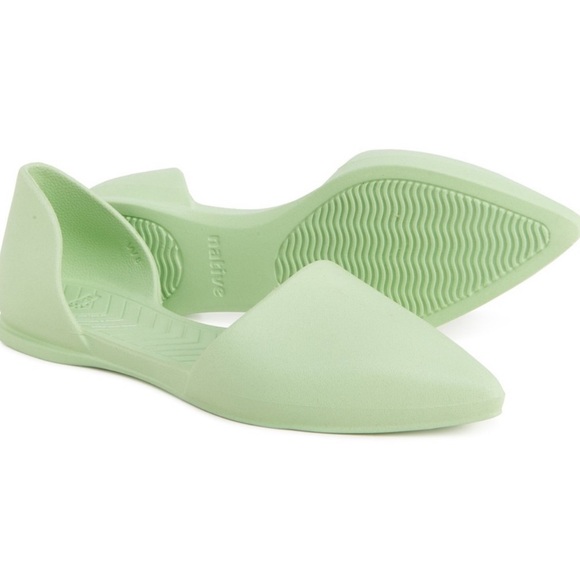 | Native | Audrey bloom flat. Size 9.